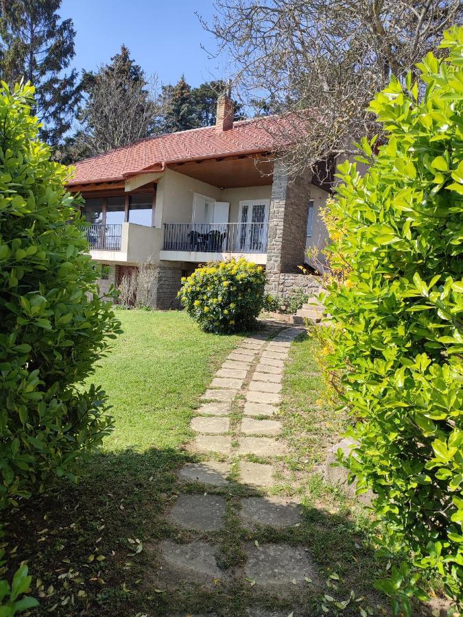 Dorka Villa Тихань Екстер'єр фото