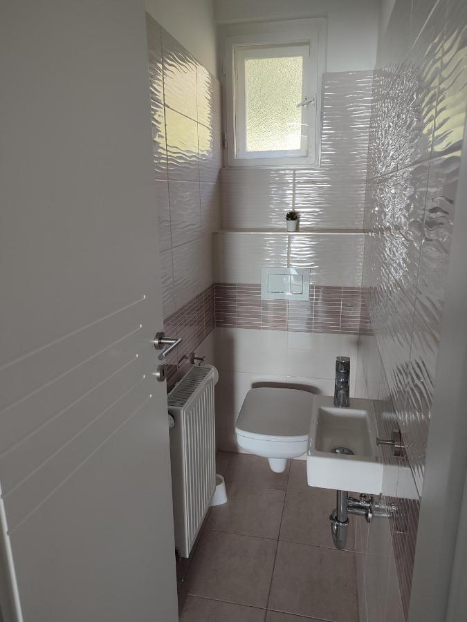 Dorka Villa Тихань Екстер'єр фото