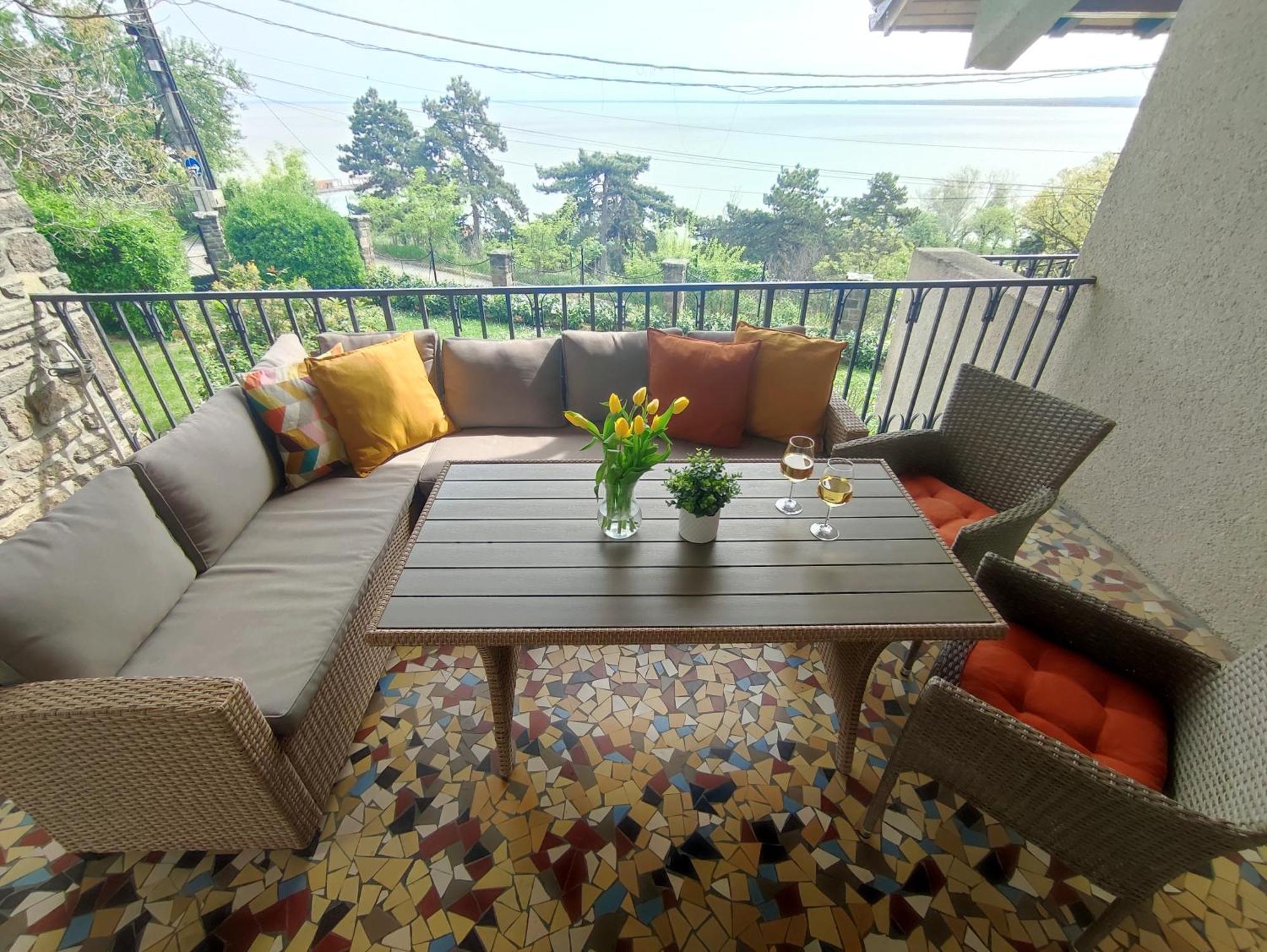 Dorka Villa Тихань Екстер'єр фото